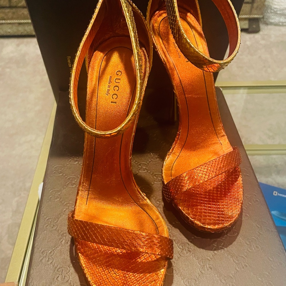 Gucci Orange And Gold Python Heels - image 5
